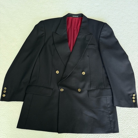 Oscar de la Renta Blue Navy Blazer with Gold Buttons - Picture 6 of 13